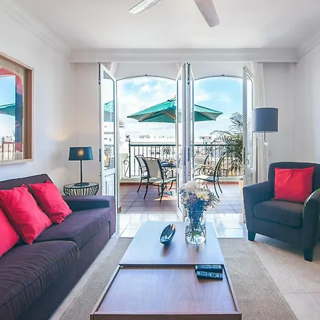 & Terrace 4c - Arrecife, Lanzarote - Free Parking Apartment