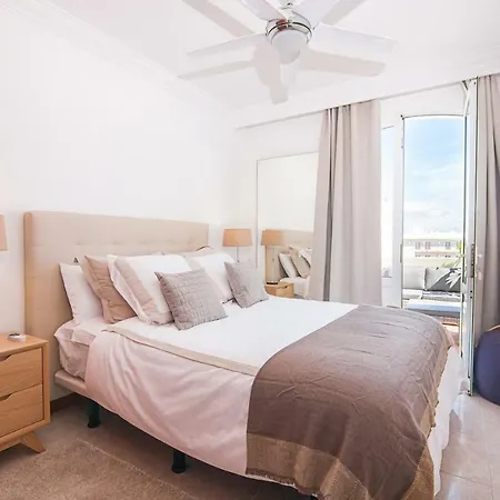 & Terrace 4c Apartment