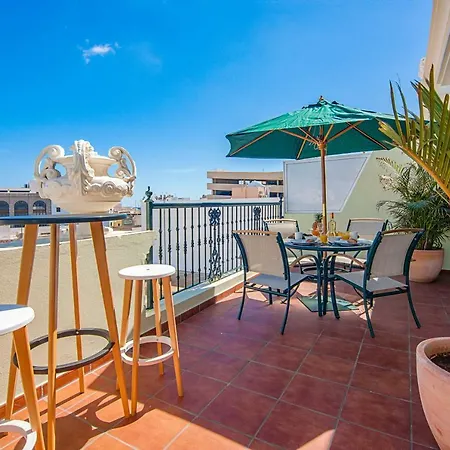 & Terrace 4c Apartment